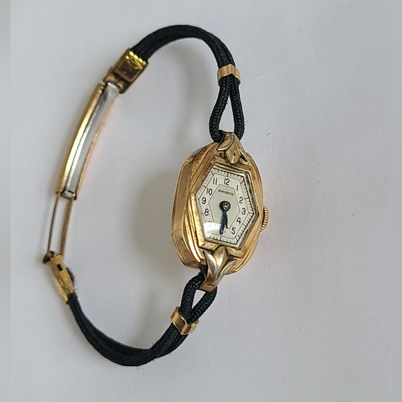 Vintage Antique Luxury Art Deco Gold Plated Dominator Black Corded Wind Up Watch - Picture 5 of 12